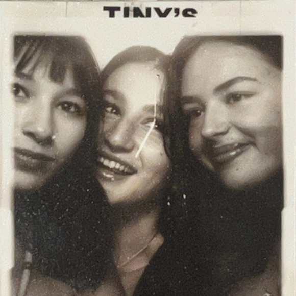 Meet your Posher, Juliet - Picture 1 of 1